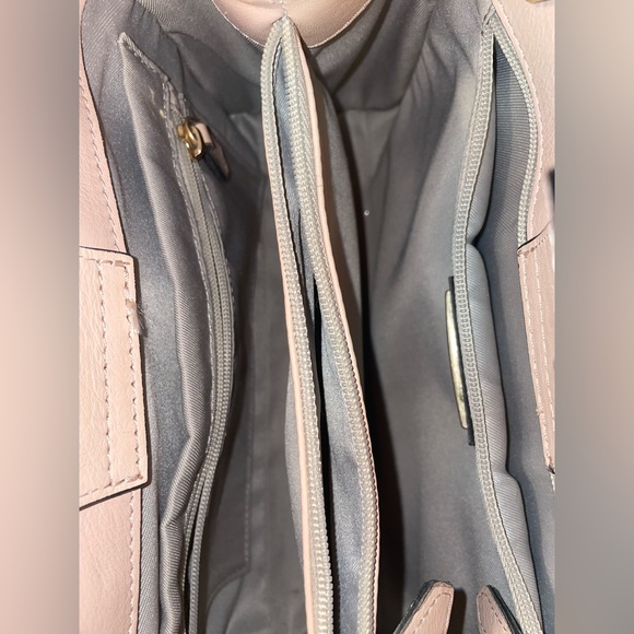 Valentino by Mario Valentino Angelina D Leather Shoulder Bag Pink - Picture 5 of 8